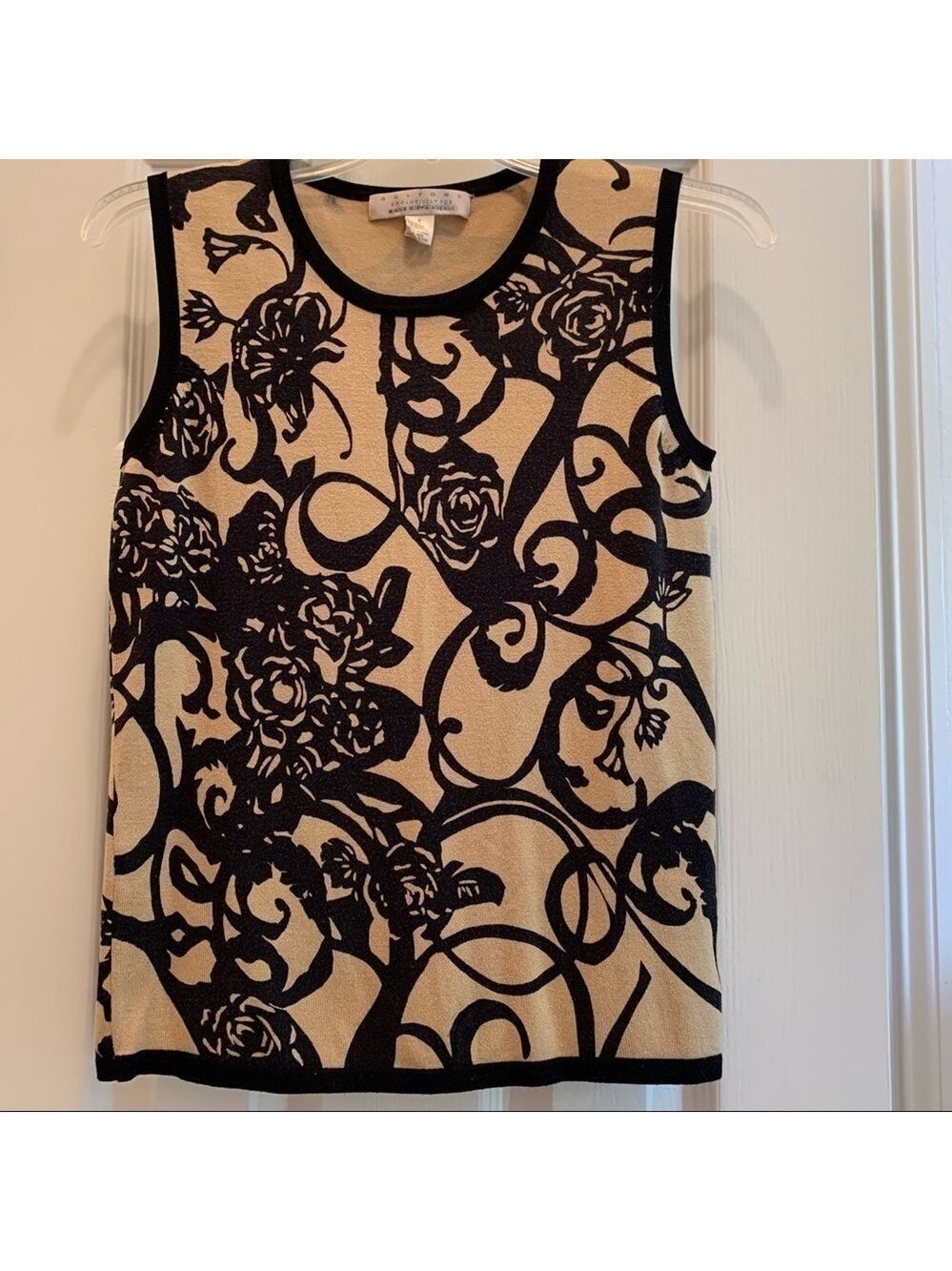 BELFORD by SAKS black gold print sleeveless silk sweater tank top new no tags